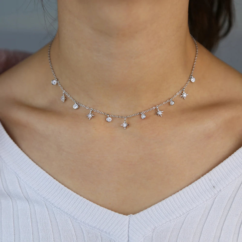 Colar Feminino Borboleta – Design com Zircônia Cúbica em Dourado ou Prateado | ZAFFIORA