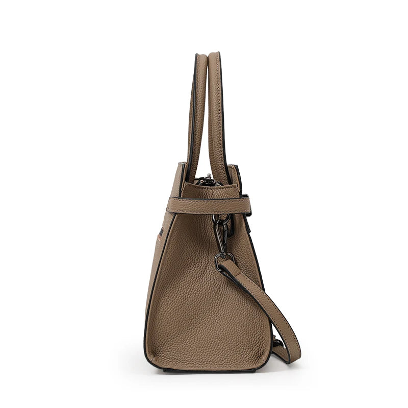 Bolsa de Couro Legitimo Aidrani – ZAFFIORA | Design Casual-Chic com Toque de Luxo