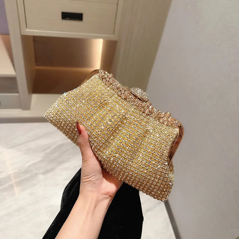Bolsa de Mão ZAFFIORA – Elegância Minimalista em Design Tote Premium