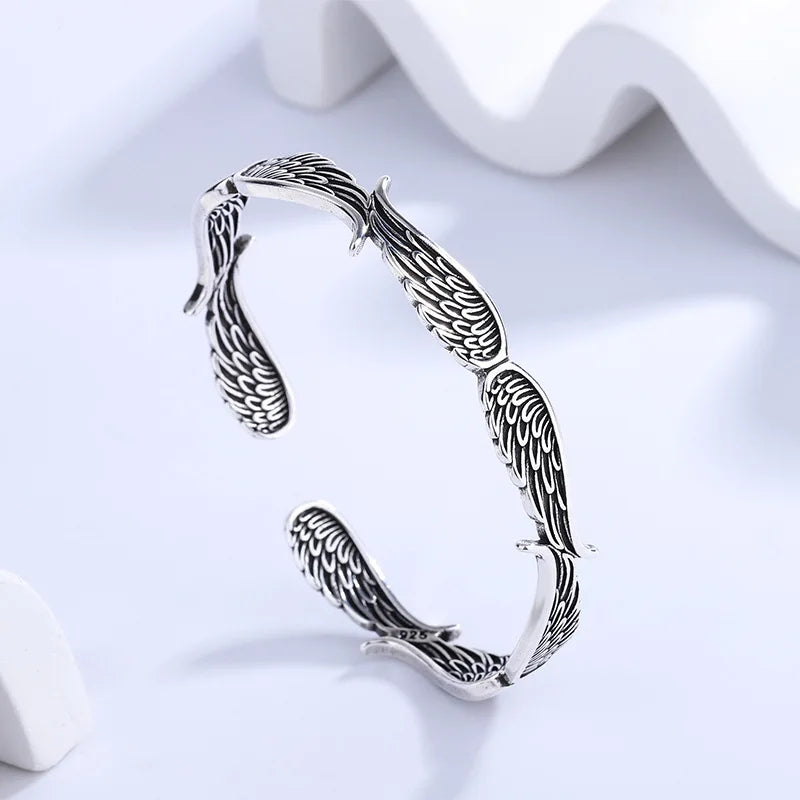 Pulseira Unissex PANJBJ em Prata Ajustável 20g – Design de Elos Clássicos, Leve e Sofisticada – ZAFFIORA