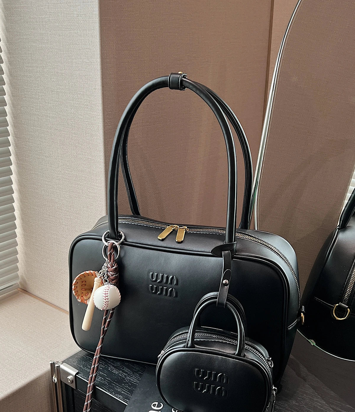 Bolsa ZAFFIORA Zar Fashion – Luxo Vegano, Espaço Inteligente e Elegância Atemporal
