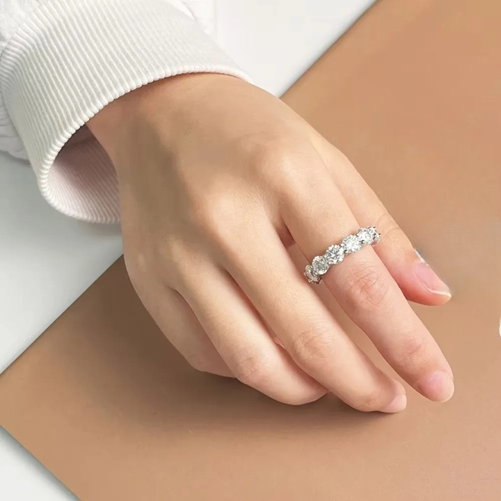 ZAFFIORA | Anel Eternity FEOBUR com Moissanite de 7ct em Prata 925 – Luxo com Certificação GRA