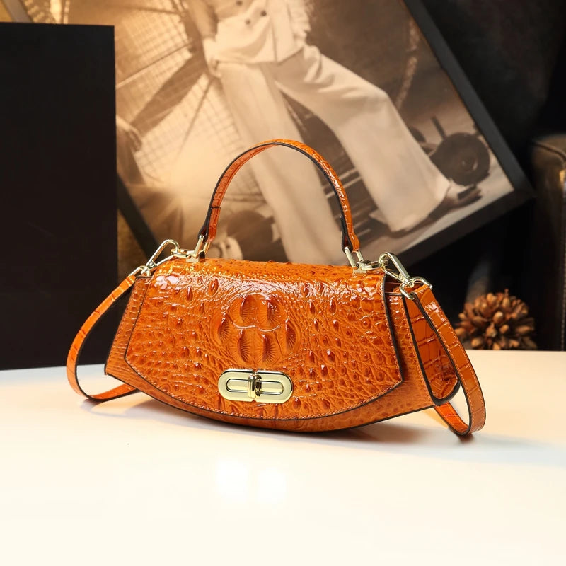 ZAFFIORA Bolsa BJYL Saddle em Couro Legítimo – Elegância Estruturada com Estilo Atemporal