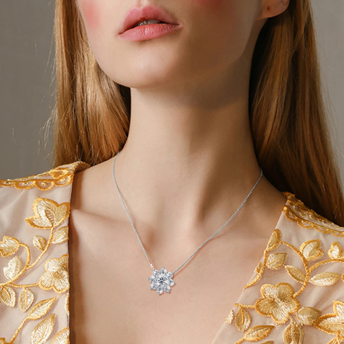 Colar ZAFFIORA® Moissanite – Elegância Suprema em Prata 925 com Pedra Certificada GRA