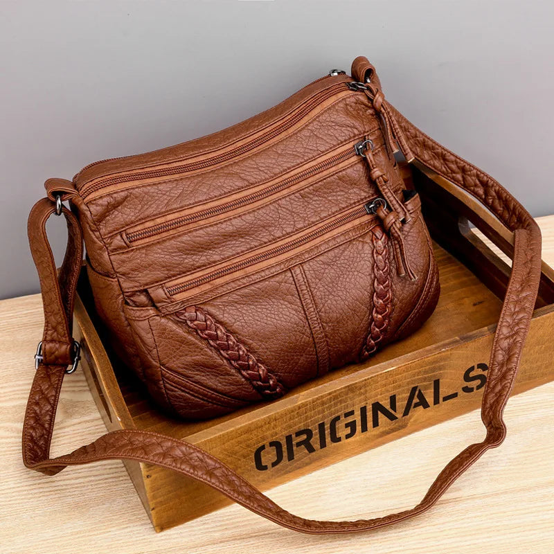 Bolsa Feminina Flap Yogodlns by ZAFFIORA – Elegância Minimalista com Design Atemporal