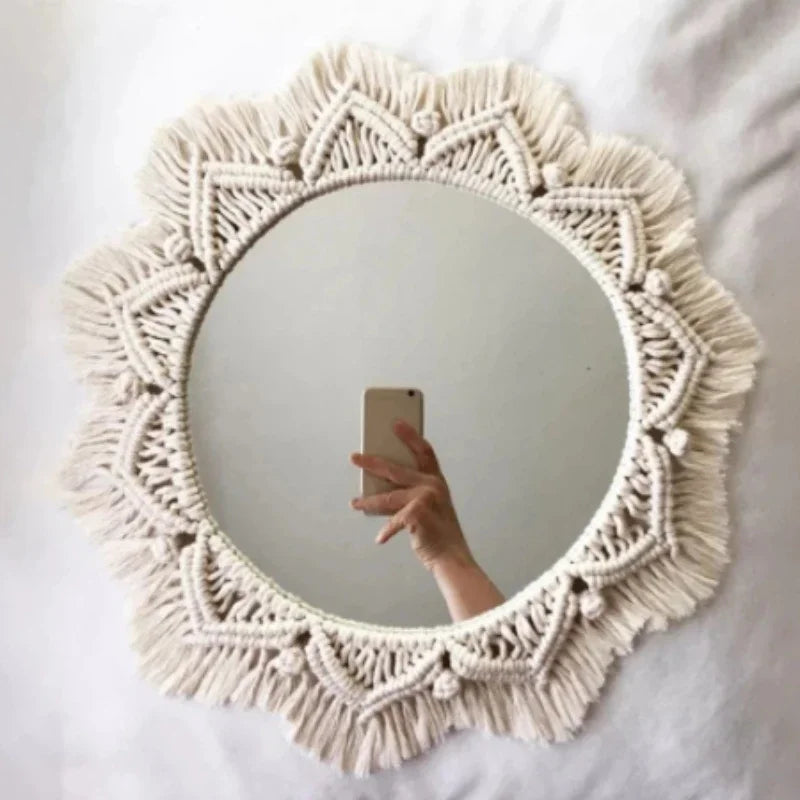 Espelho Redondo de Parede ZAFFIORA em Macramê – Toque Boho Chic para Sua Decoração