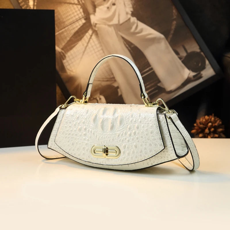 ZAFFIORA Bolsa BJYL Saddle em Couro Legítimo – Elegância Estruturada com Estilo Atemporal
